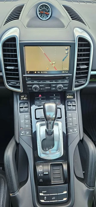 2013 Porsche 958 Cayenne Diesel - Image 7 of 11
