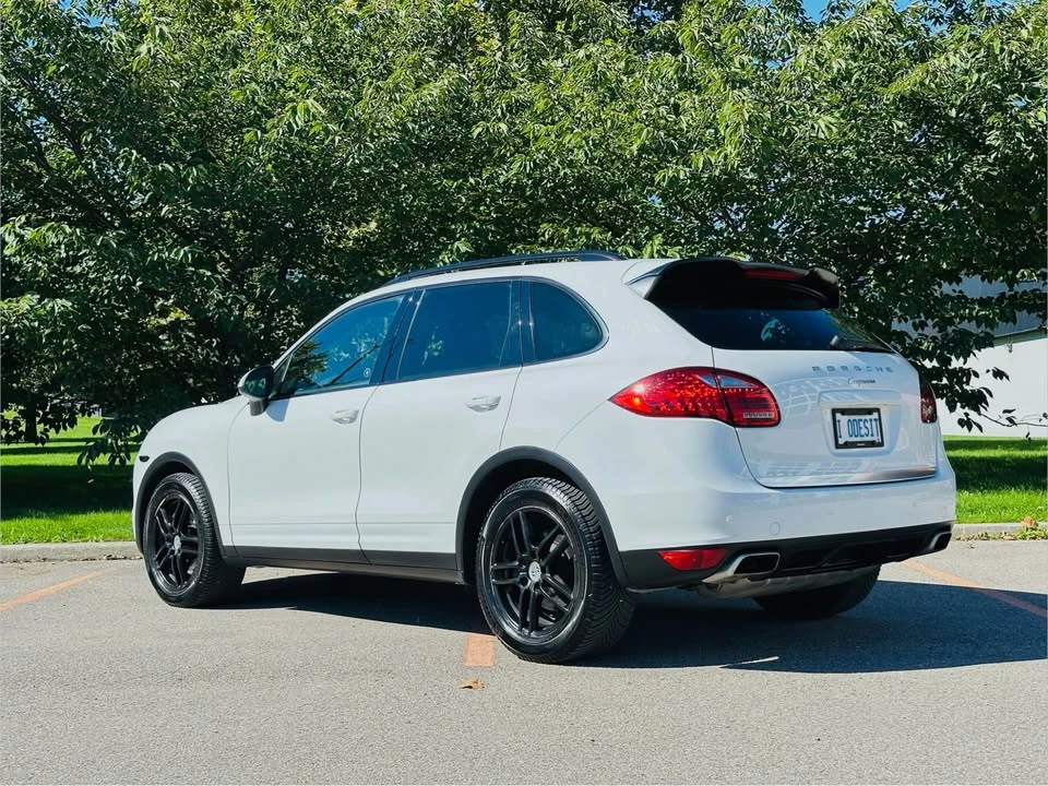 2013 Porsche 958 Cayenne - Image 17 of 20