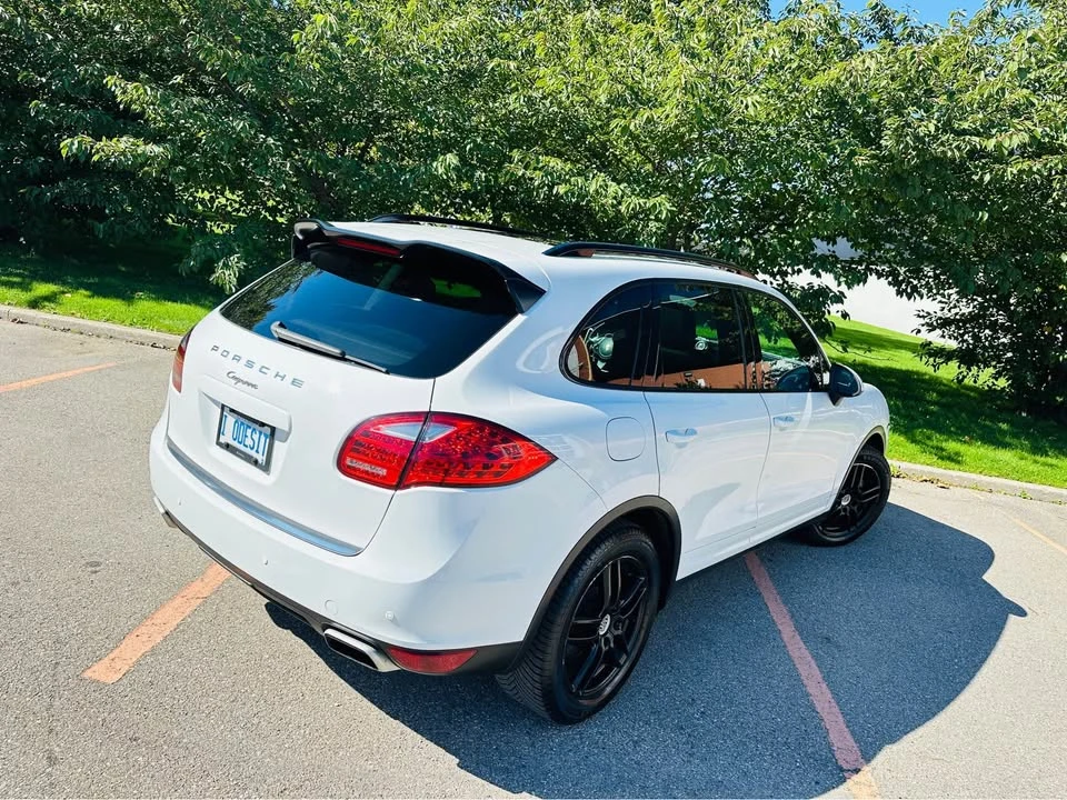 2013 Porsche 958 Cayenne - Image 19 of 20