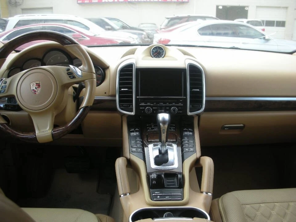 2013 Porsche 958 Cayenne - Image 7 of 7