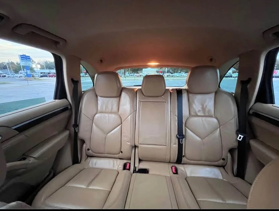 2013 Porsche 958 Cayenne - Image 9 of 14