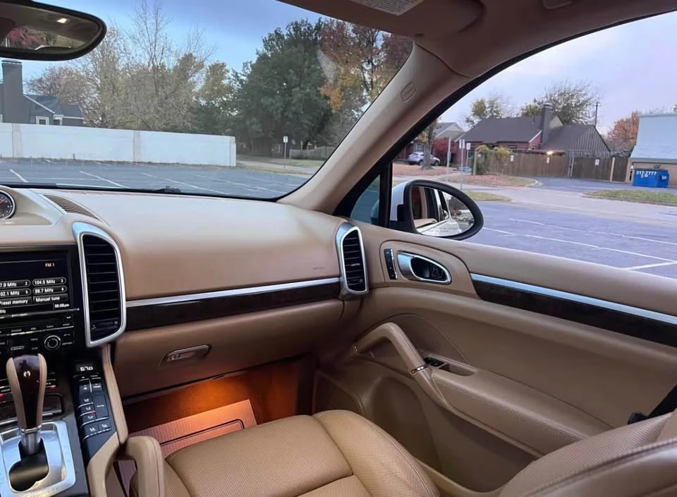 2013 Porsche 958 Cayenne - Image 8 of 14