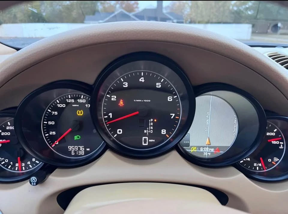 2013 Porsche 958 Cayenne - Image 12 of 14