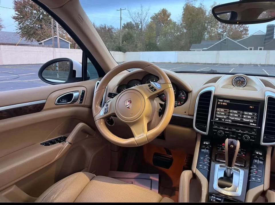 2013 Porsche 958 Cayenne - Image 7 of 14