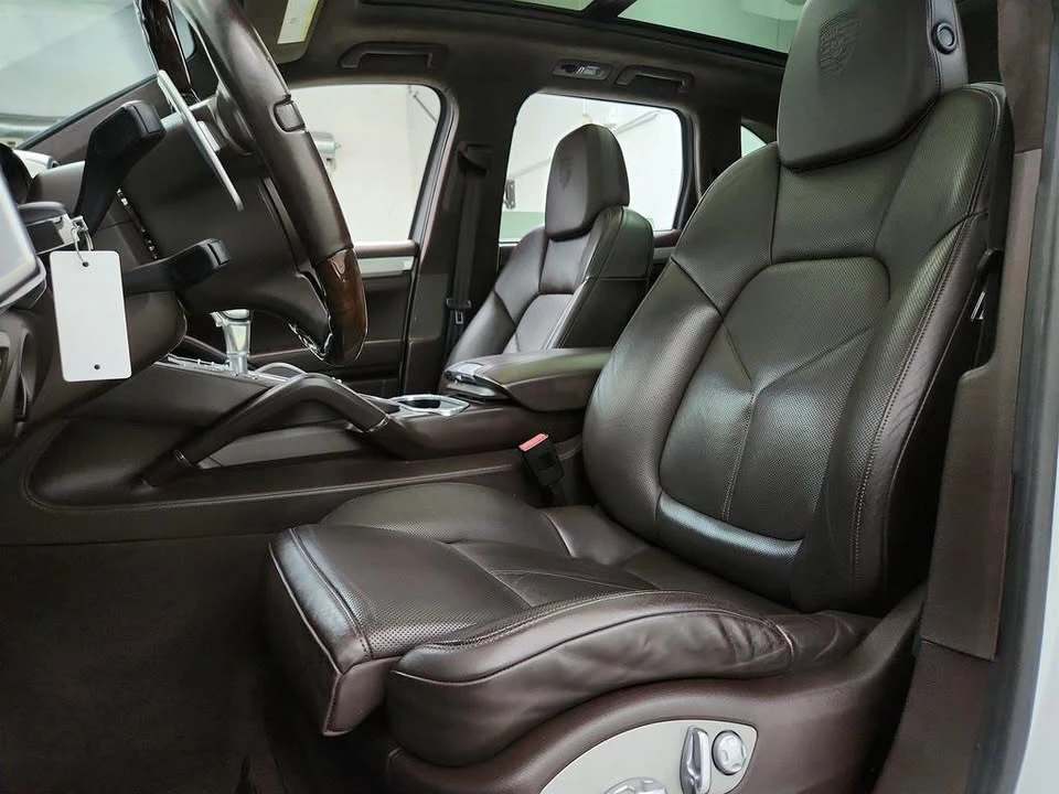 2013 Porsche 958 Cayenne GTS - Image 13 of 19