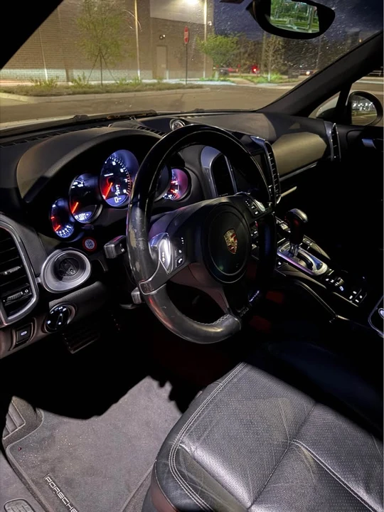 2013 Porsche 958 Cayenne - Image 7 of 12