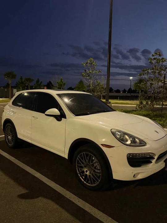 2013 Porsche 958 Cayenne - Image 4 of 12