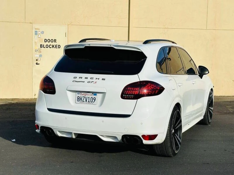 2013 Porsche 958 Cayenne - Image 7 of 20
