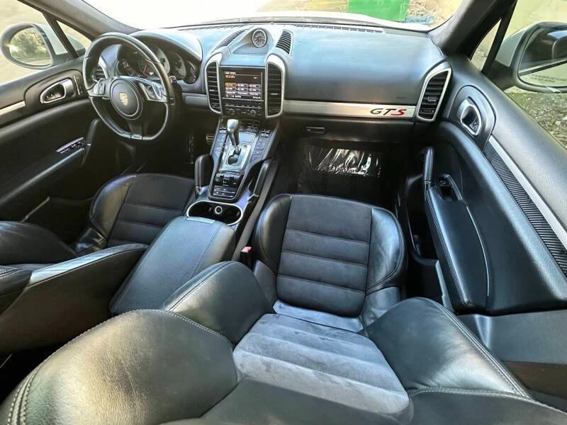 2013 Porsche 958 Cayenne - Image 16 of 20