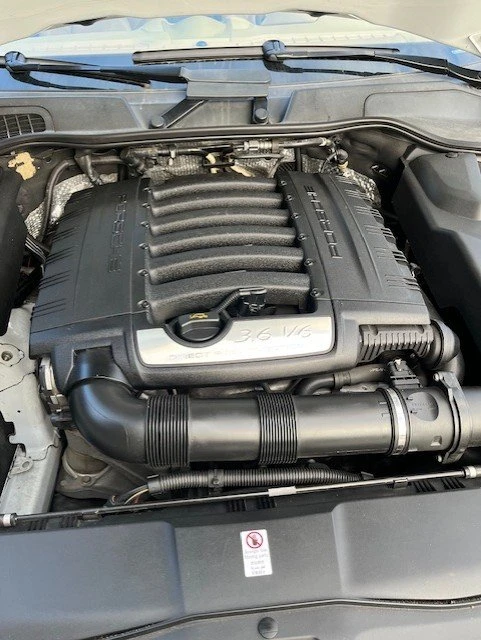 2013 Porsche 958 Cayenne - Image 14 of 18