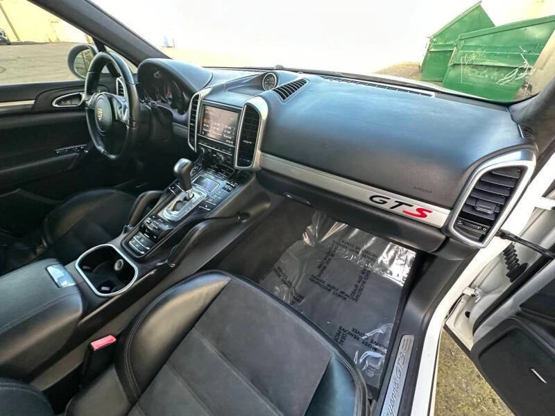 2013 Porsche 958 Cayenne - Image 15 of 20