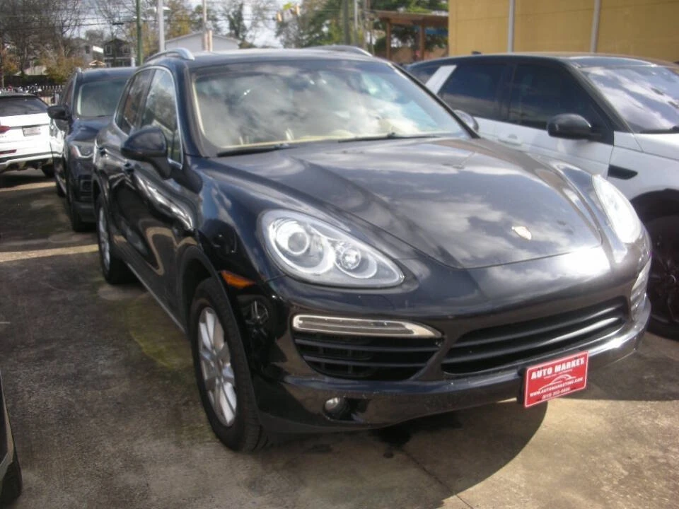 2013 Porsche 958 Cayenne - Image 2 of 7