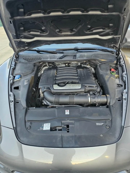 2013 Porsche 958 Cayenne - Image 6 of 6