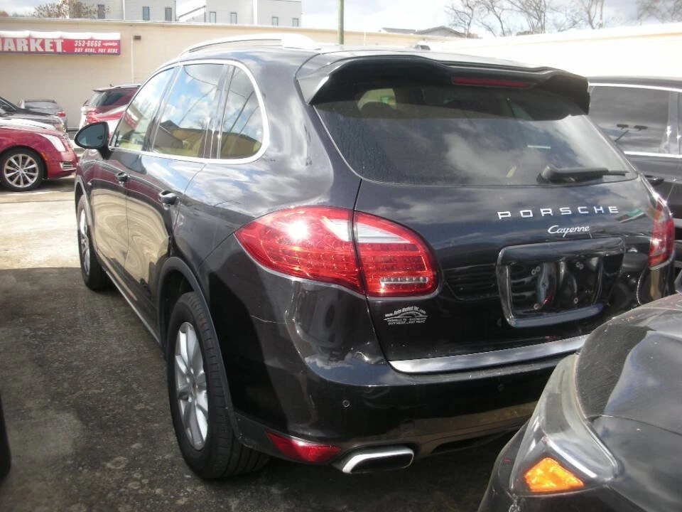 2013 Porsche 958 Cayenne - Image 4 of 7