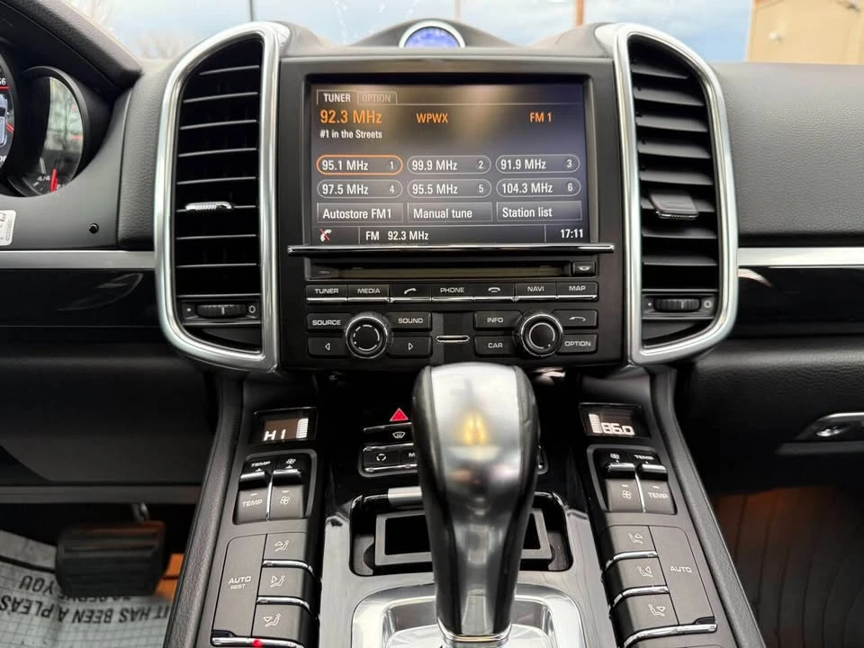 2013 Porsche 958 Cayenne - Image 17 of 20