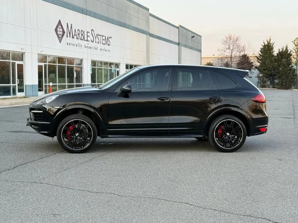 2013 Porsche 958 Cayenne GTS - Image 10 of 20