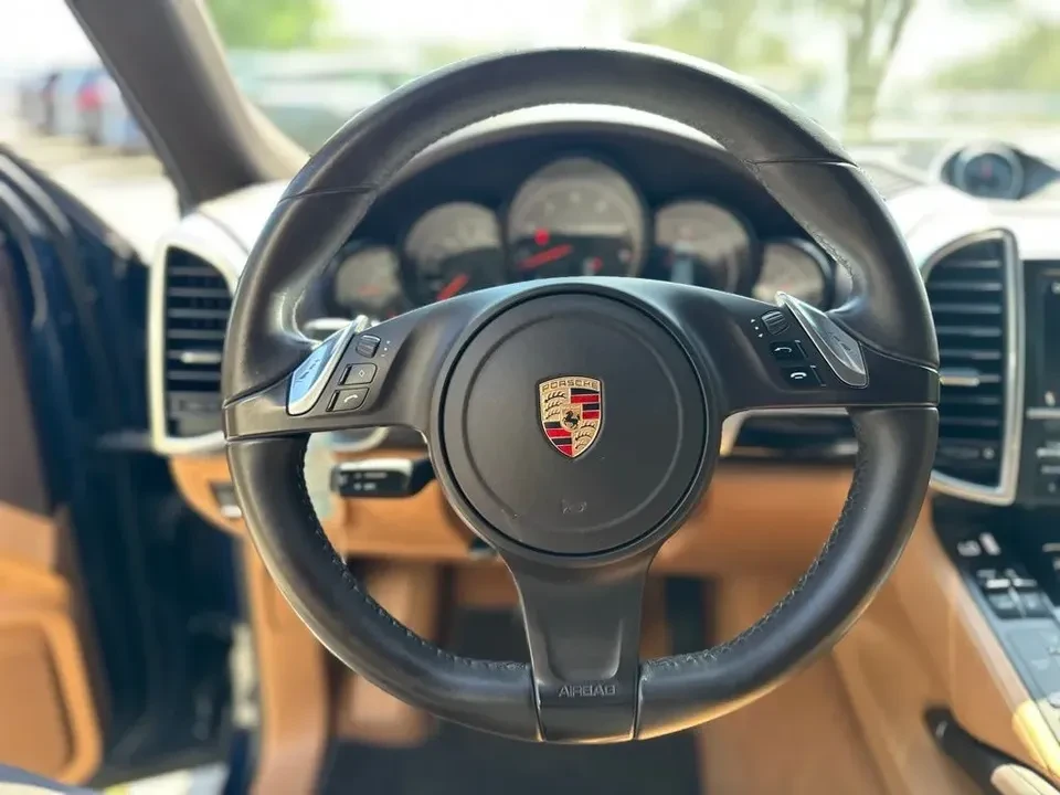 2013 Porsche 958 Cayenne - Image 6 of 20