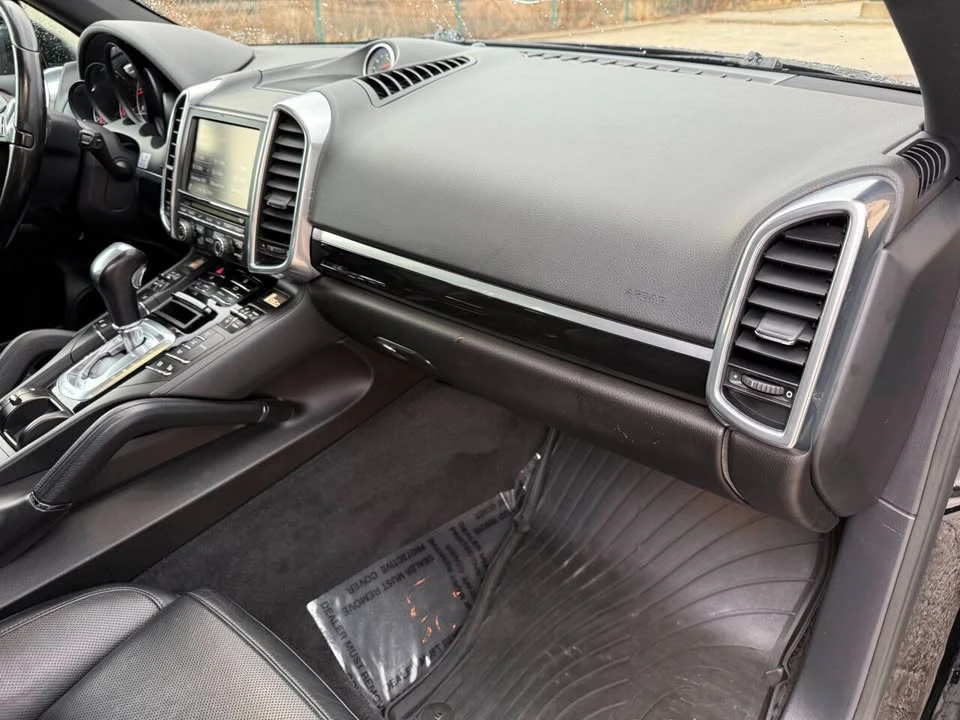 2013 Porsche 958 Cayenne - Image 15 of 20