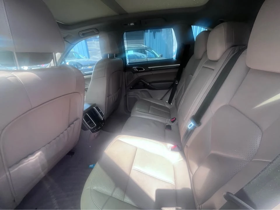 2013 Porsche 958 Cayenne Diesel - Image 8 of 9