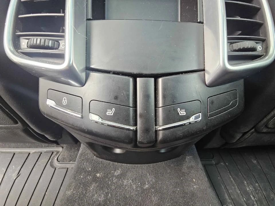 2013 Porsche 958 Cayenne - Image 7 of 11