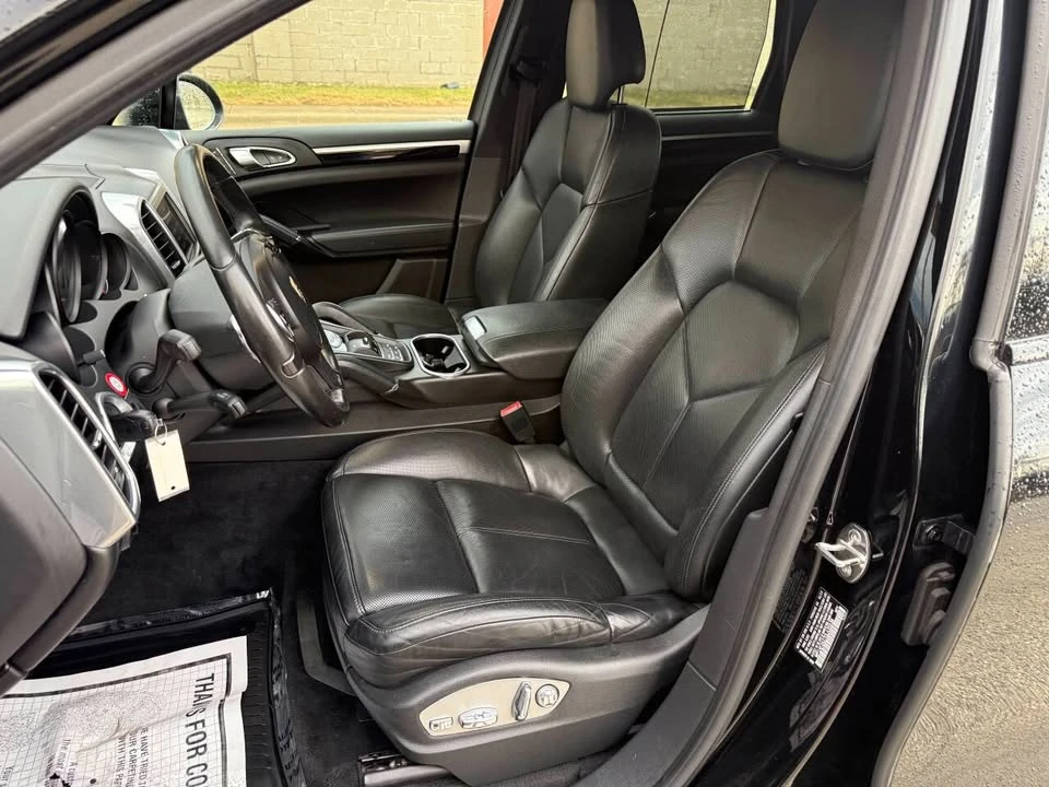 2013 Porsche 958 Cayenne - Image 10 of 20