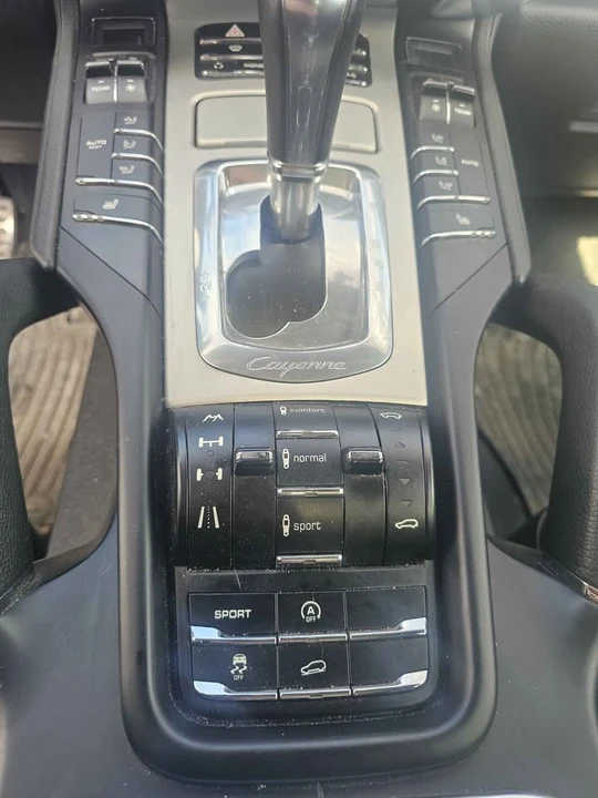 2013 Porsche 958 Cayenne - Image 5 of 11