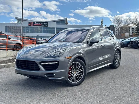 2013 Porsche Cayenne GTS