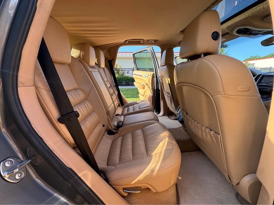 2013 Porsche 958 Cayenne - Image 10 of 15