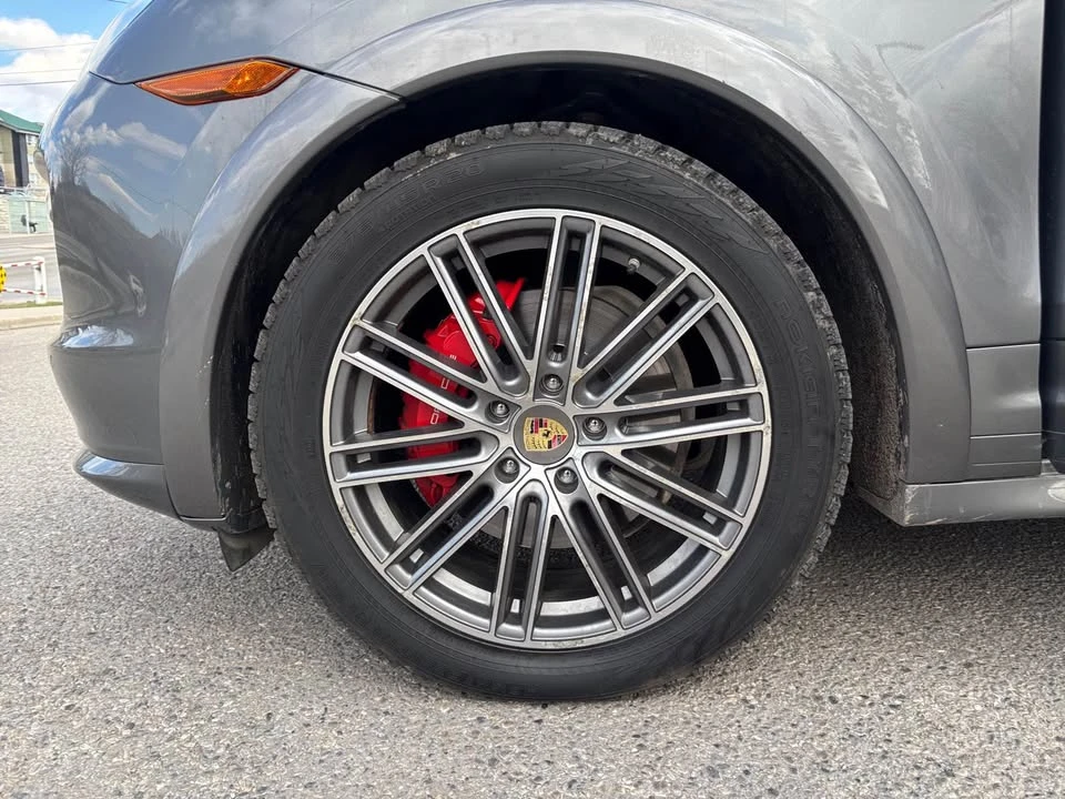 2013 Porsche 958 Cayenne - Image 14 of 15