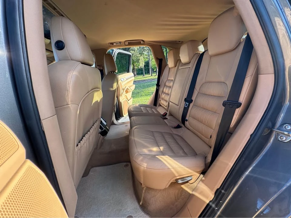 2013 Porsche 958 Cayenne - Image 13 of 17