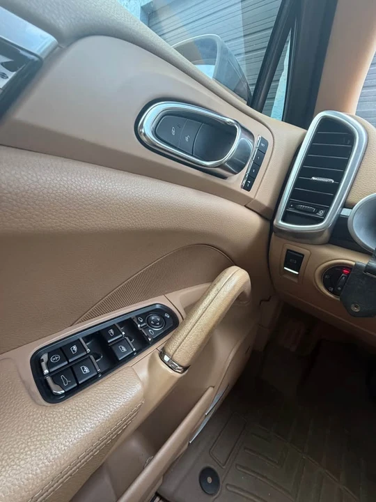 2013 Porsche 958 Cayenne - Image 12 of 12
