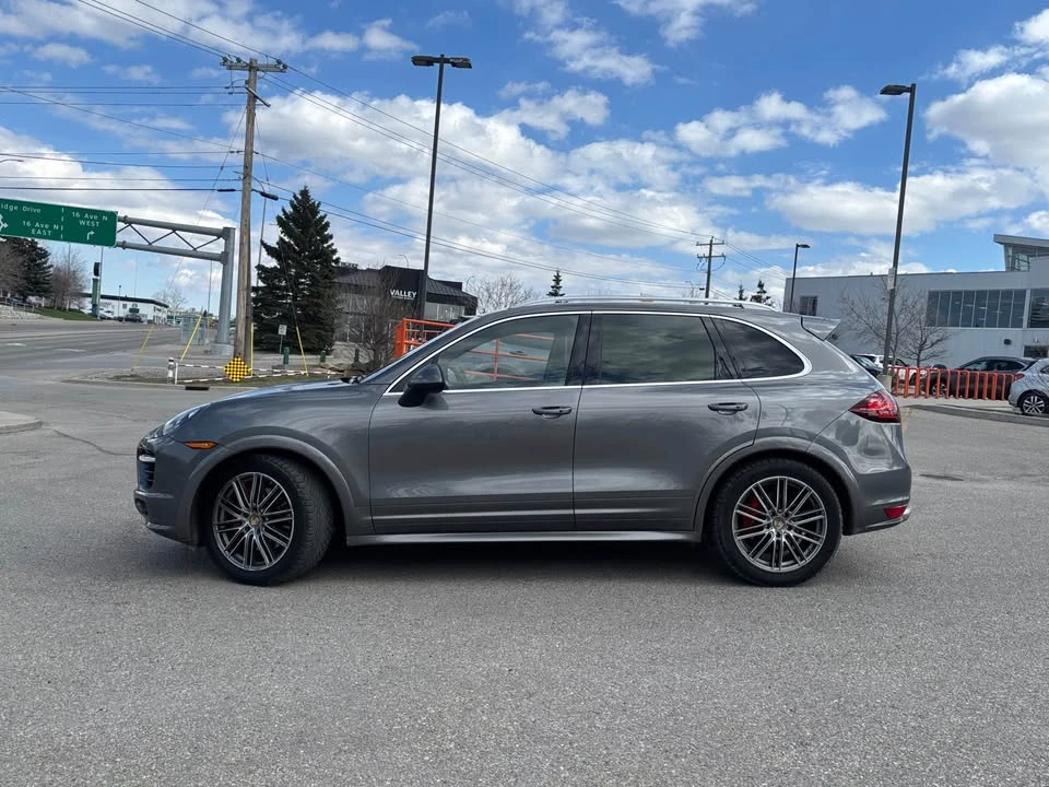 2013 Porsche 958 Cayenne - Image 2 of 15