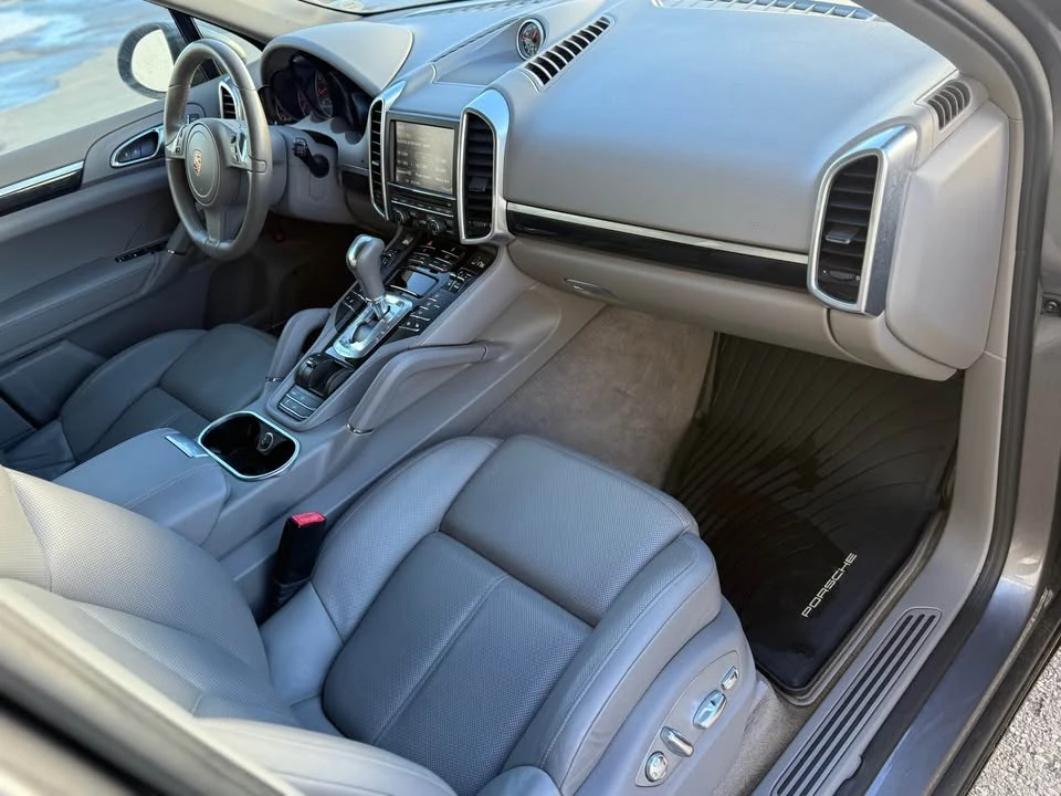 2013 Porsche 958 Cayenne - Image 13 of 14