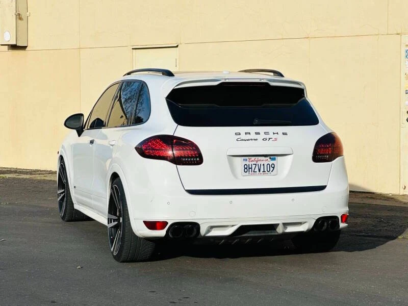 2013 Porsche 958 Cayenne - Image 6 of 20