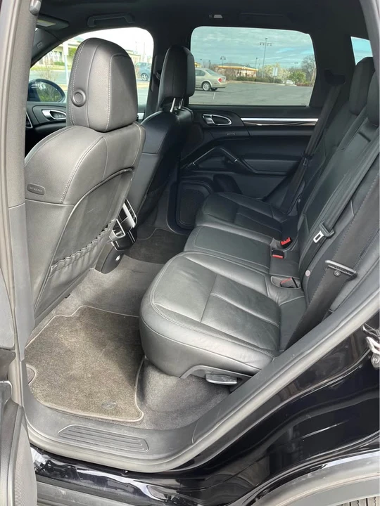 2013 Porsche 958 Cayenne - Image 11 of 12