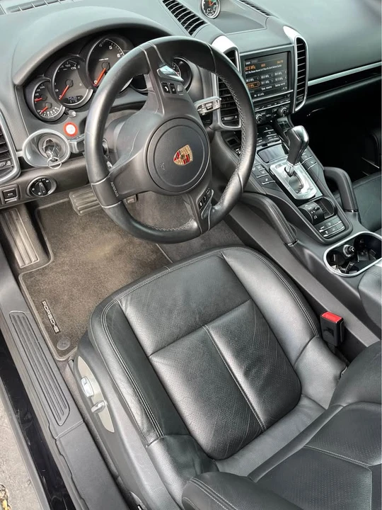 2013 Porsche 958 Cayenne - Image 9 of 12