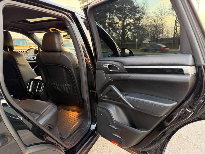 2013 Porsche 958 Cayenne - Image 15 of 19