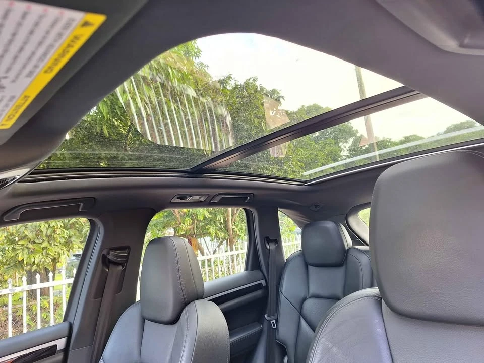 2013 Porsche 958 Cayenne - Image 6 of 10