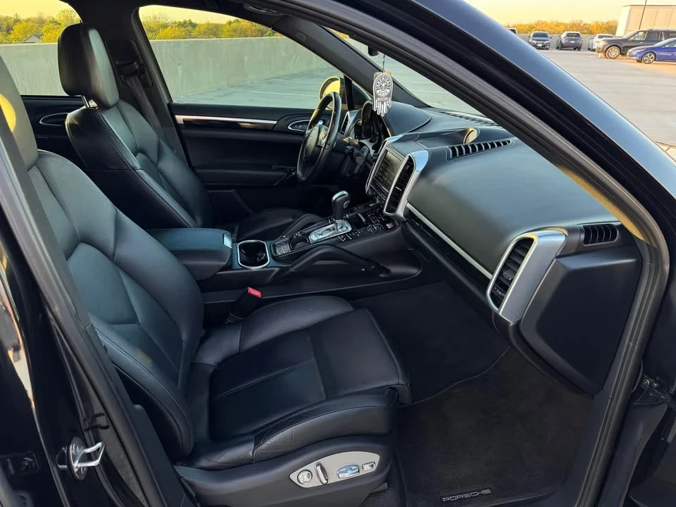 2013 Porsche 958 Cayenne - Image 5 of 17