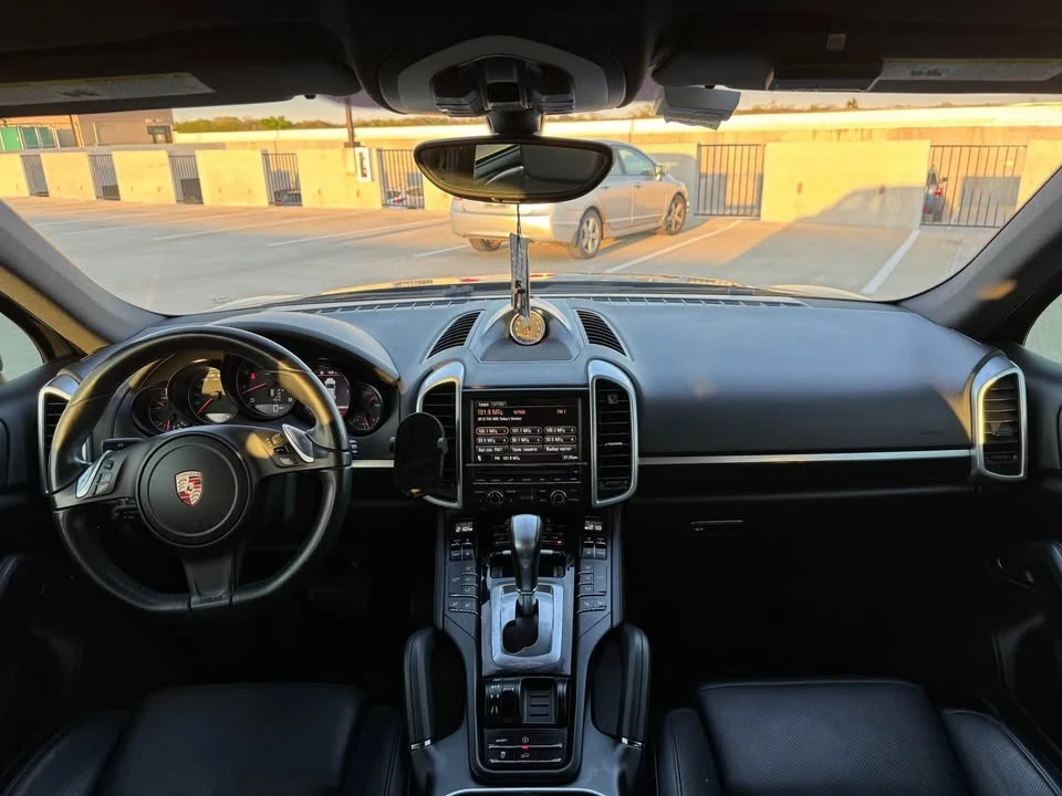 2013 Porsche 958 Cayenne - Image 6 of 17