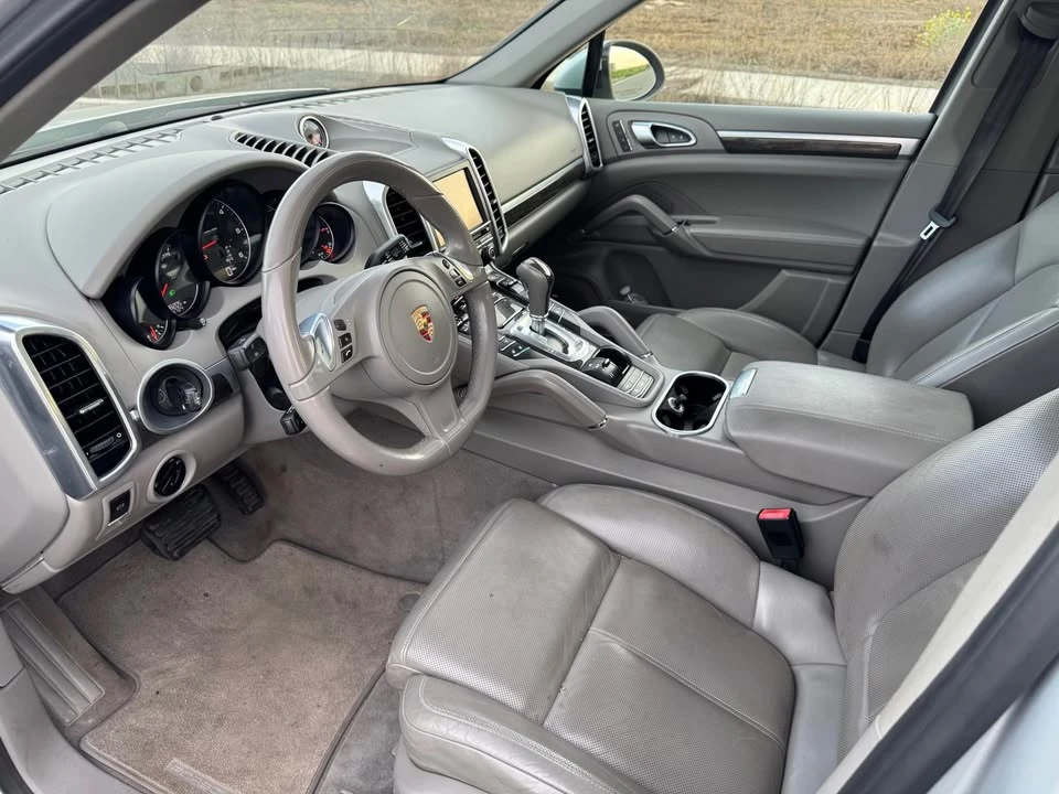 2013 Porsche 958 Cayenne Diesel - Image 7 of 12