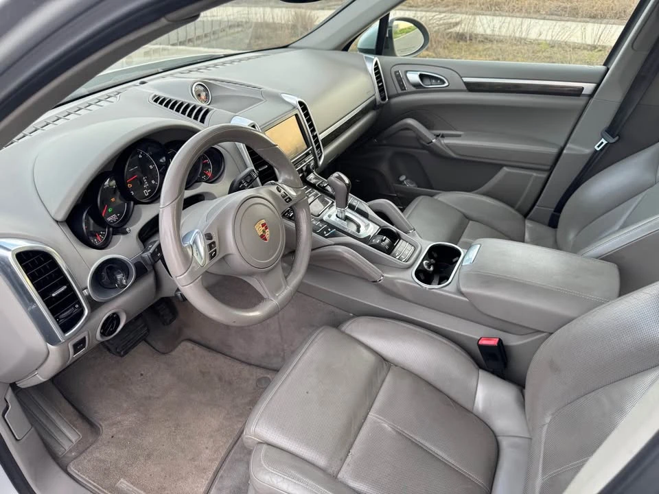 2013 Porsche 958 Cayenne Diesel - Image 9 of 12
