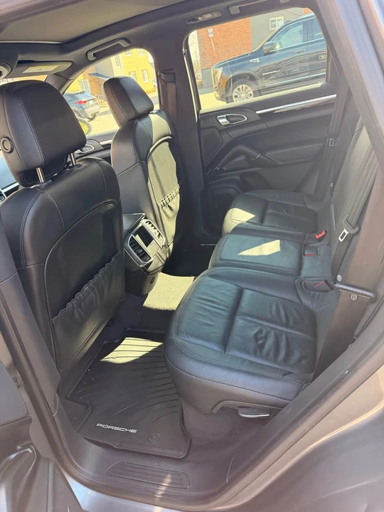 2013 Porsche 958 Cayenne Diesel - Image 12 of 17