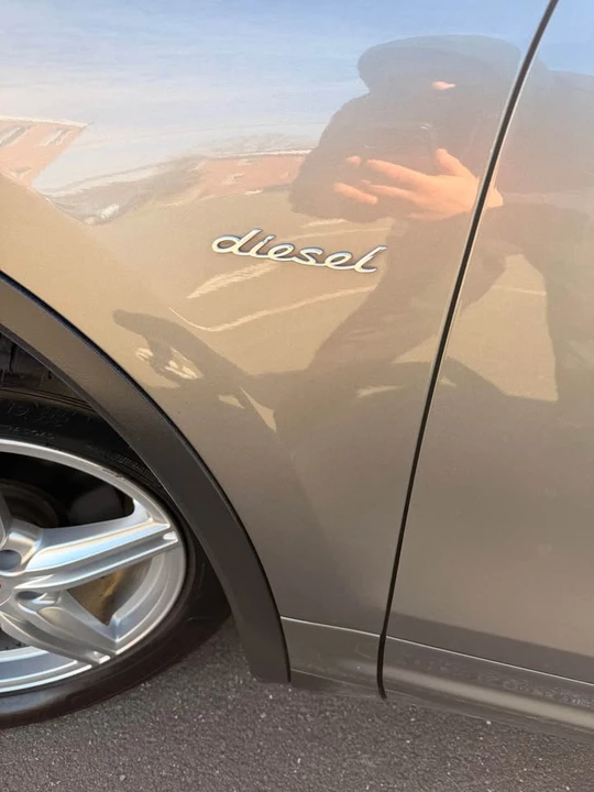 2013 Porsche 958 Cayenne Diesel - Image 17 of 17