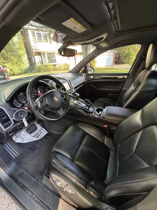 2013 Porsche 958 Cayenne Diesel - Image 9 of 11