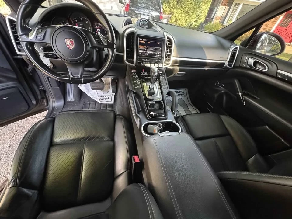 2013 Porsche 958 Cayenne Diesel - Image 8 of 11