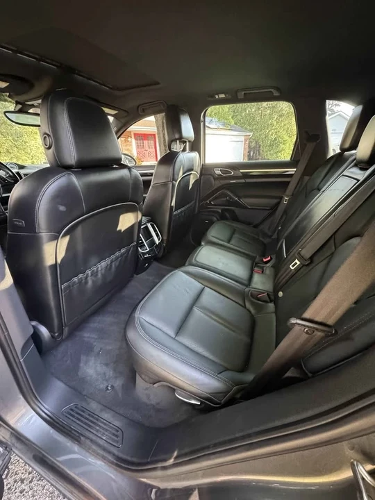 2013 Porsche 958 Cayenne Diesel - Image 10 of 11