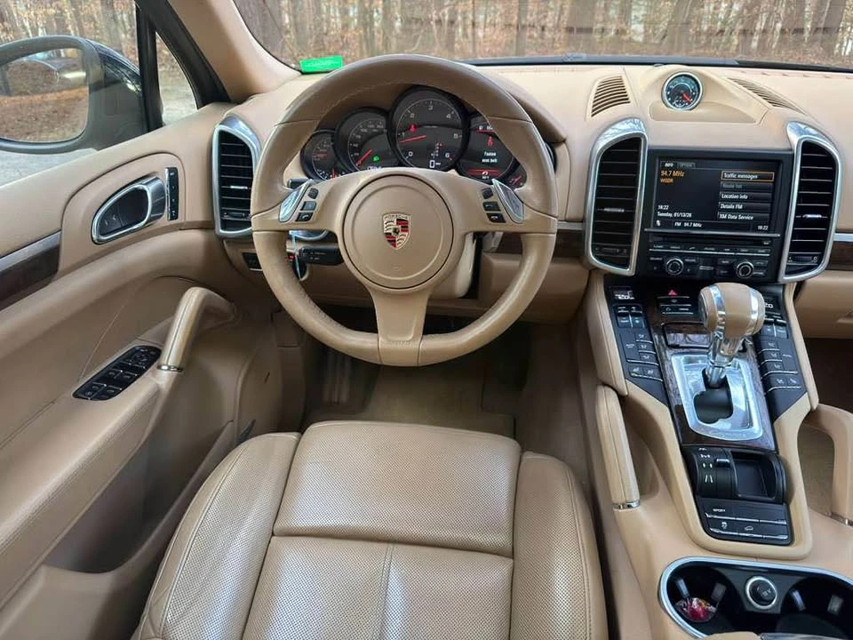 2013 Porsche 958 Cayenne Diesel - Image 8 of 17