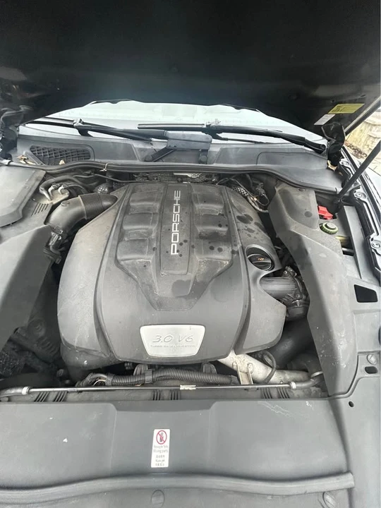 2013 Porsche 958 Cayenne Diesel - Image 14 of 14