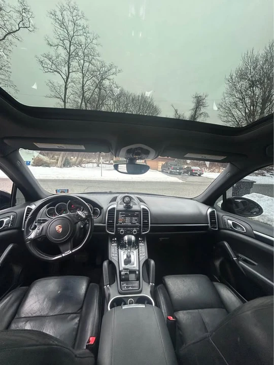 2013 Porsche 958 Cayenne Diesel - Image 12 of 14